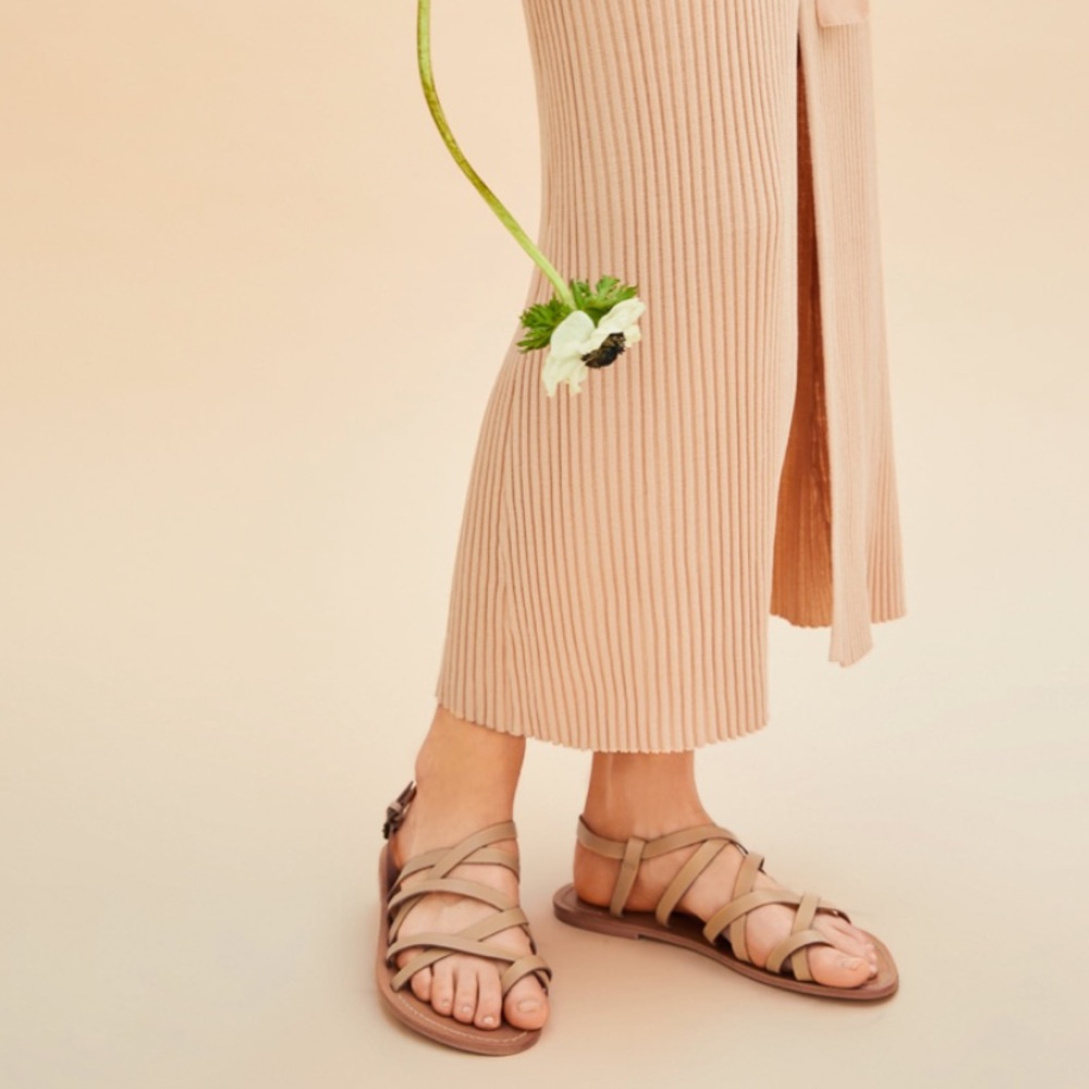 NWT • Zara • Natural Leather Flat Sandals